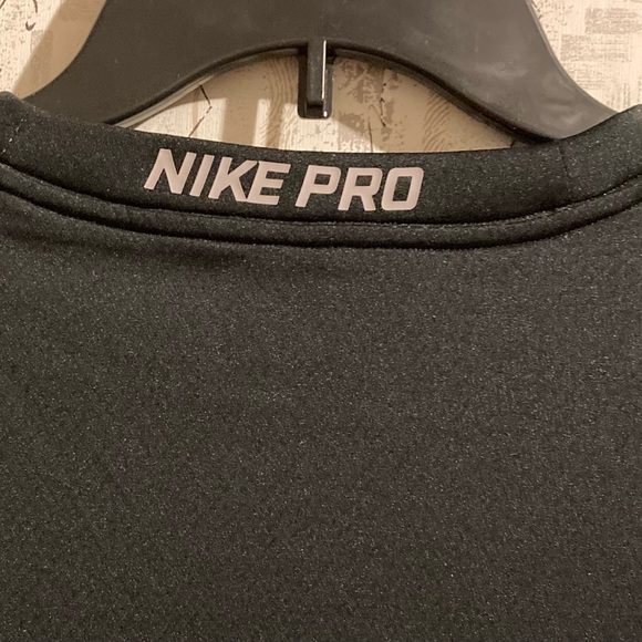 Men’s Nike Pro Dri-Fit Short sleeve Tee - Picture 6 of 8